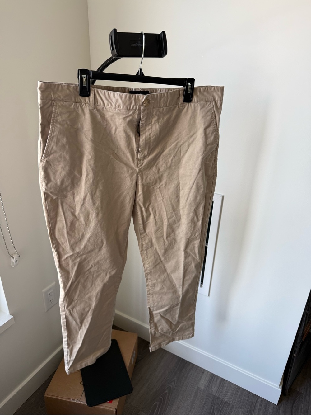 Under 510 Men’s Khaki Chino Pants 38x28